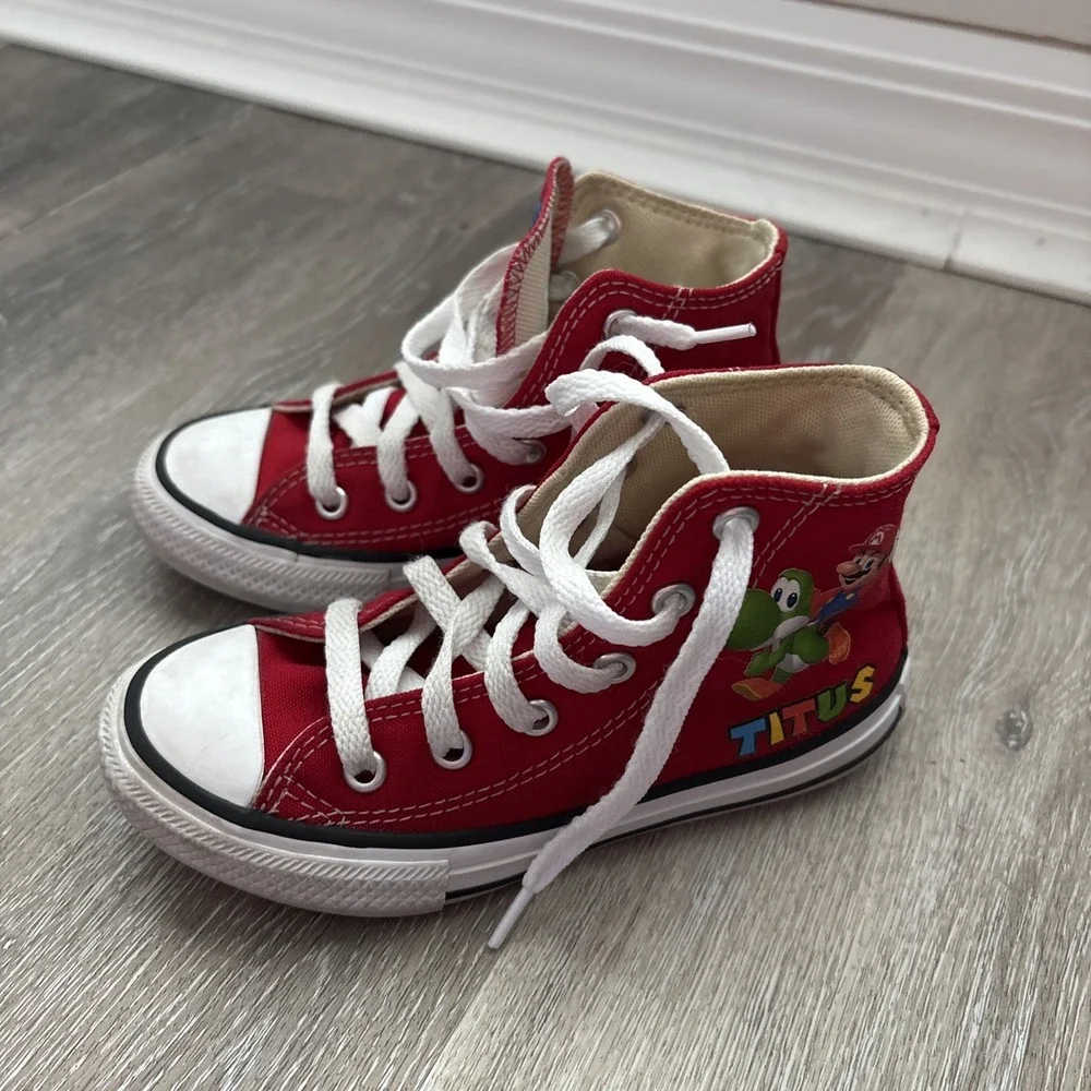 Converse Custom Super Mario Red Children's High Tops Size 11 Titus‎